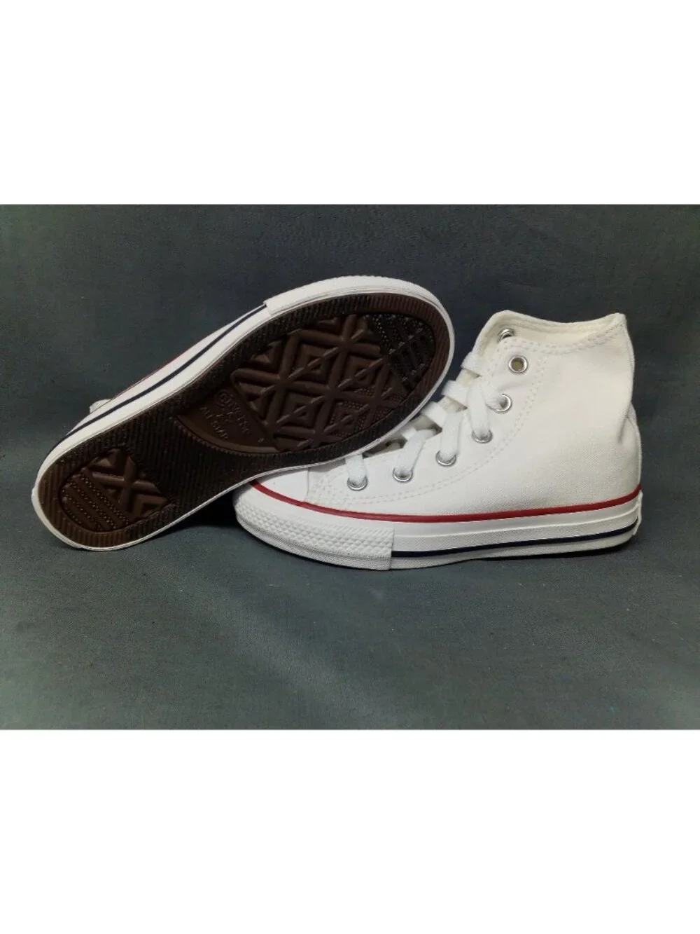 Converse Toddler Chuck Taylor All Star Hi Lace Up White Kids Size 5 NEW IN BOX!